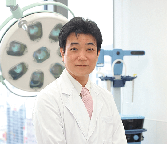 神成美容外科 院長 上田直光